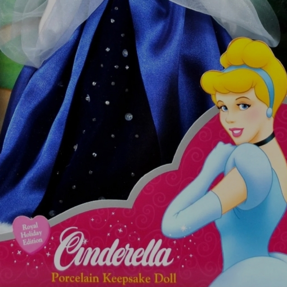 Disney Princess Cinderella Porcelain Brass Key Royal 2003 Keepsake Holiday Ed.16 - Picture 16 of 16